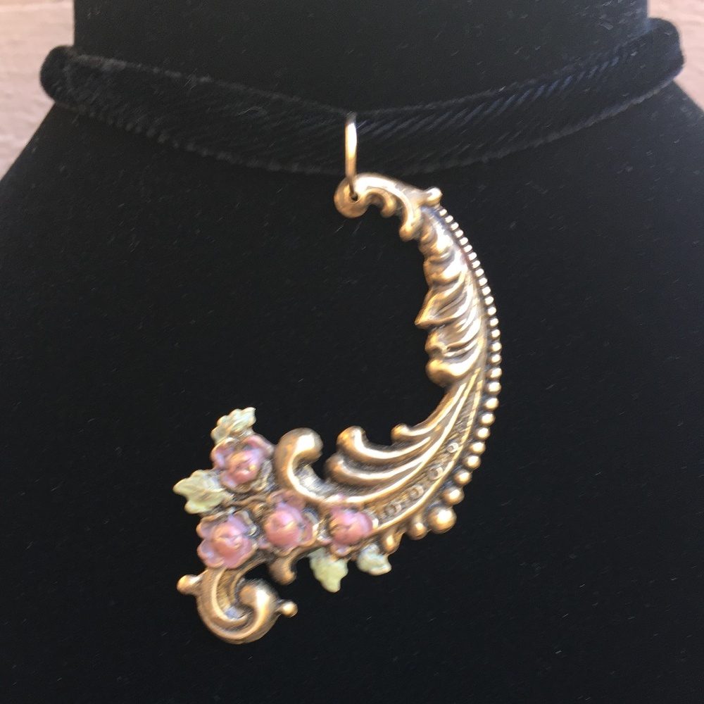 Boho Floral Handmade Choker - Picture 1 of 8